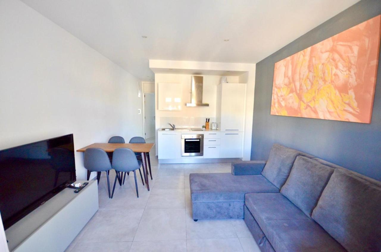 Lovely Apartment Close To The Sea 그지라 외부 사진